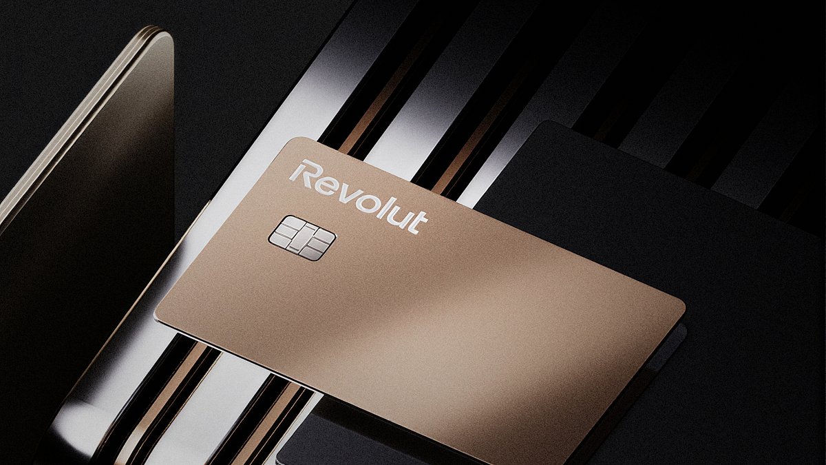 Revolut received two banking licenses in three weeks